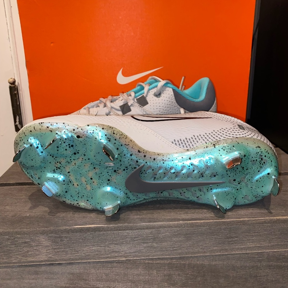 Nike Hyperdiamond 4 Pro Women's Softball Spikes. NWOB - Picture 4 of 7
